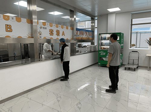 韻斐詩 一家上海化妝品工廠的四五月生存實(shí)錄